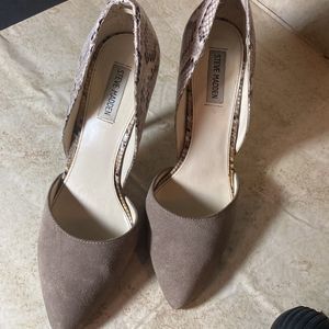 Ladies Steve Madden Gaber 2 tone heels, snake skin/ tan suede size 11